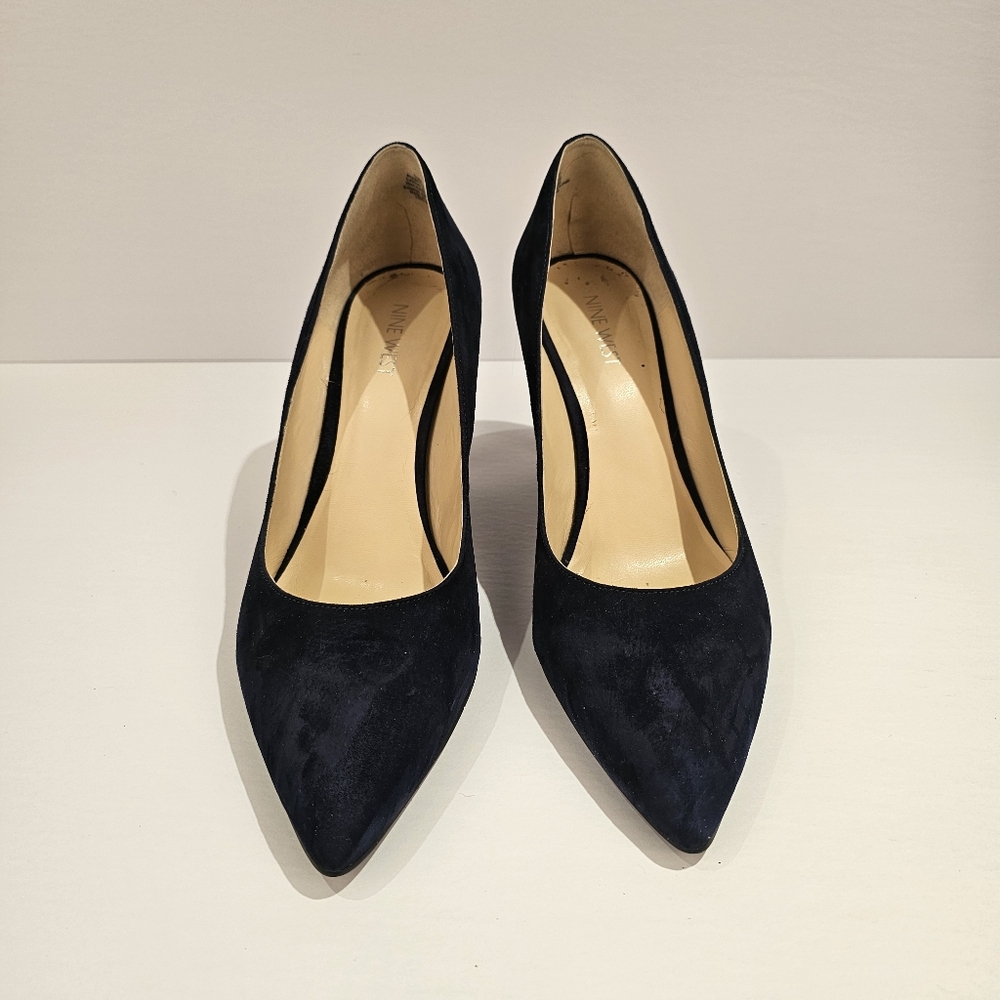 Nine West navy suede heel pumps shoes in size 10M US